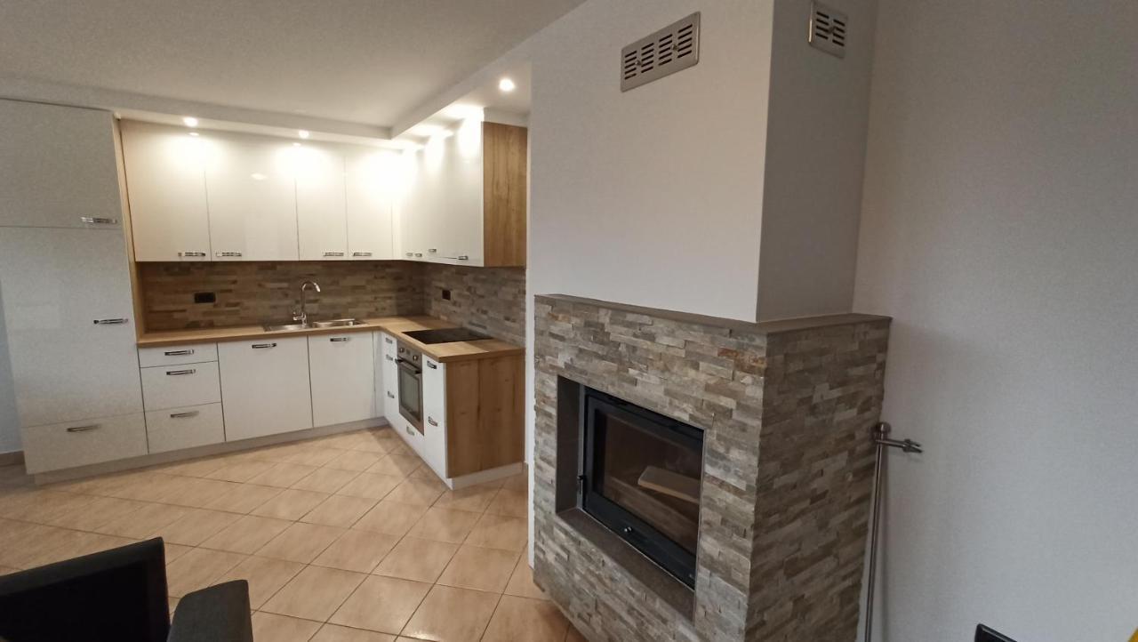 Apartma Apollonio Črni Kal Exterior foto