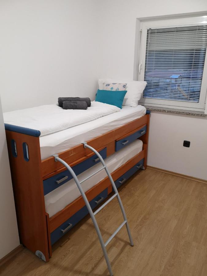 Apartma Apollonio Črni Kal Exterior foto
